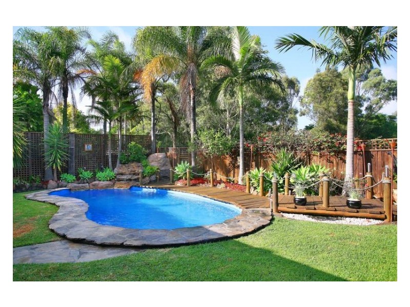 13 Hewitt Avenue, Greystanes NSW 2145