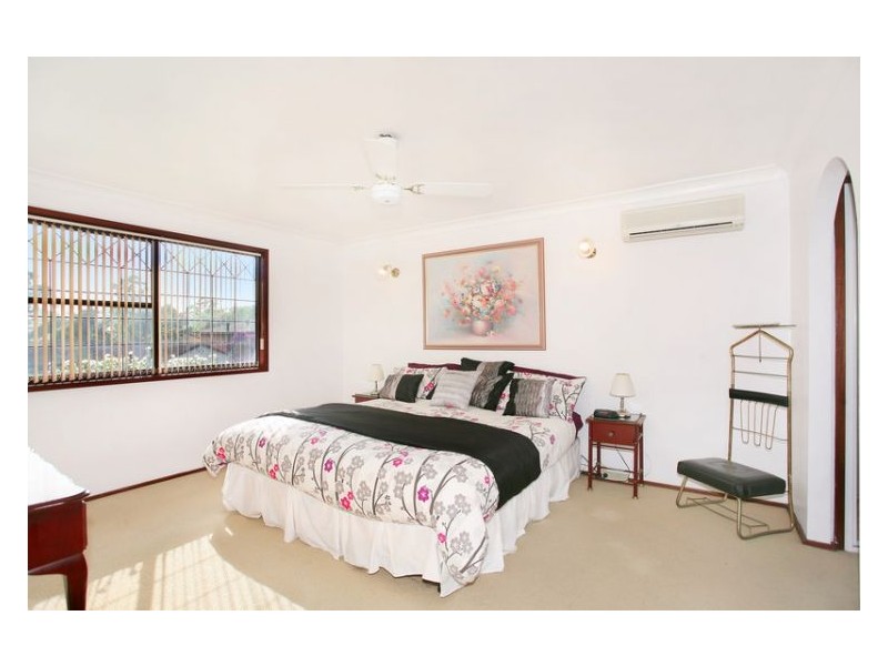 13 Hewitt Avenue, Greystanes NSW 2145