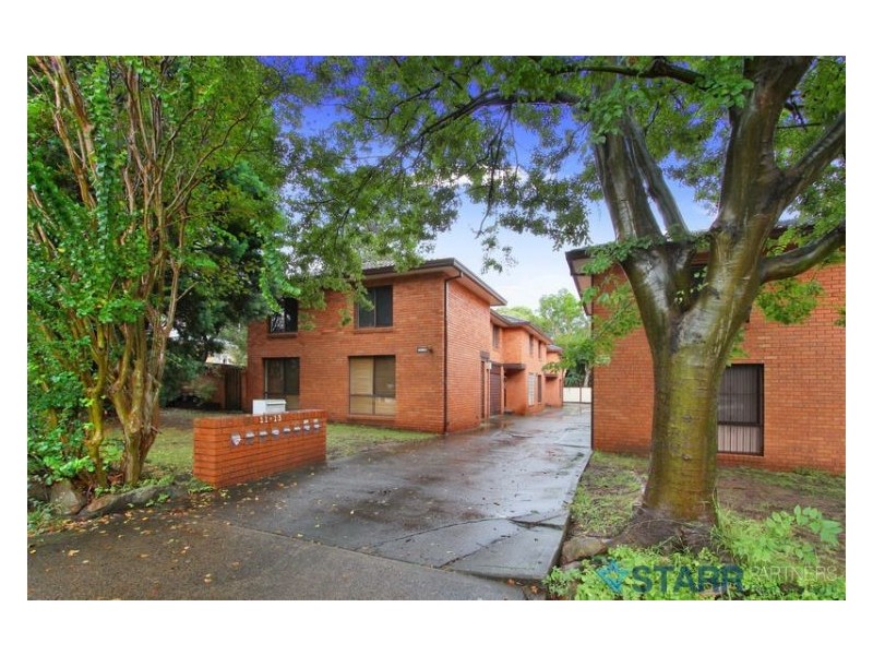 1/11-13 Torrens Street, Merrylands NSW 2160