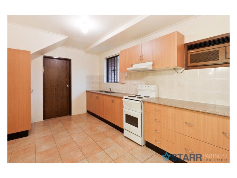 1/11-13 Torrens Street, Merrylands NSW 2160