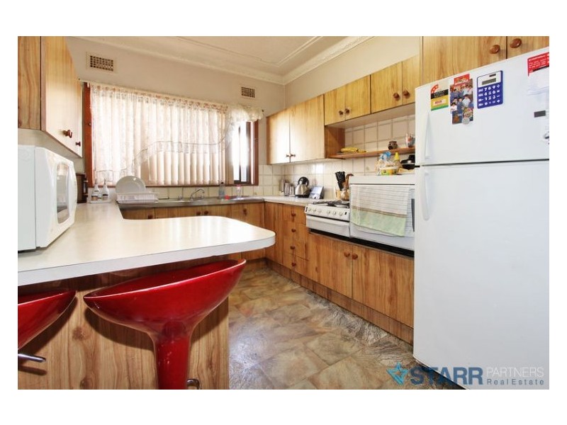 352 Clyde Street, Granville NSW 2142