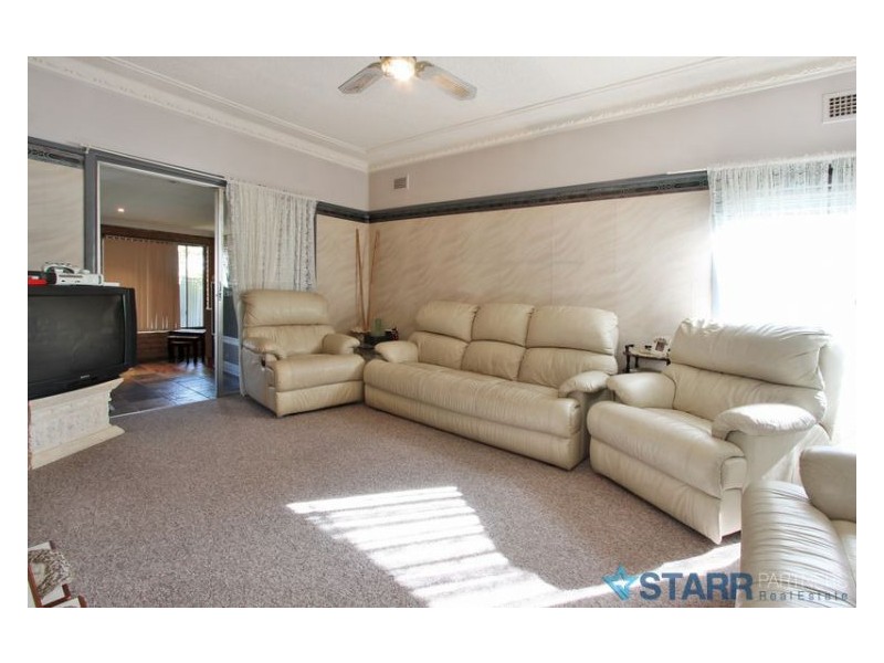 352 Clyde Street, Granville NSW 2142