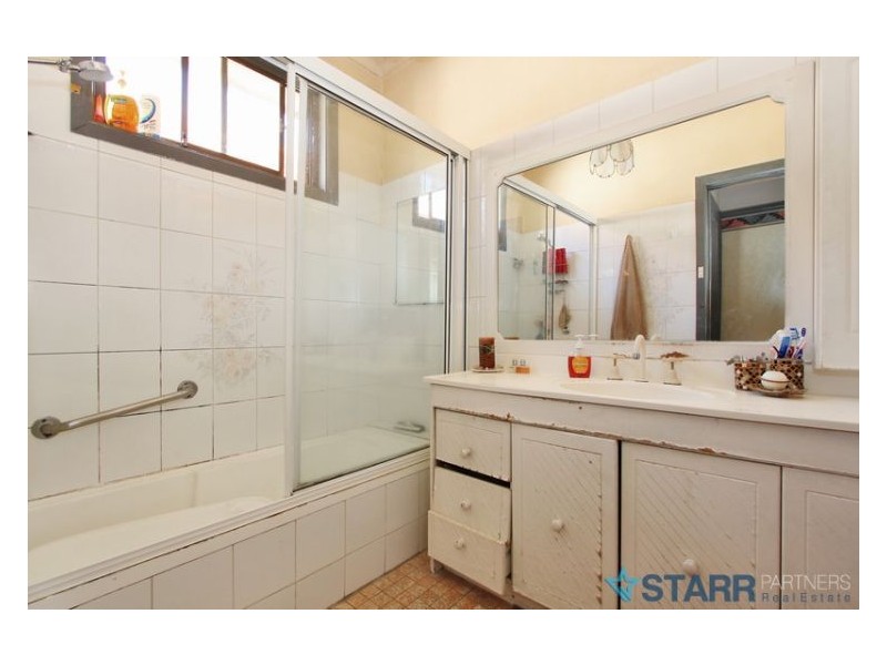 352 Clyde Street, Granville NSW 2142