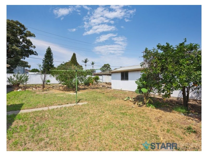 54 Pavesi Street, Guildford NSW 2161