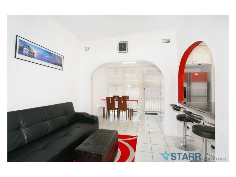 8 Grimwood Street, Granville NSW 2142