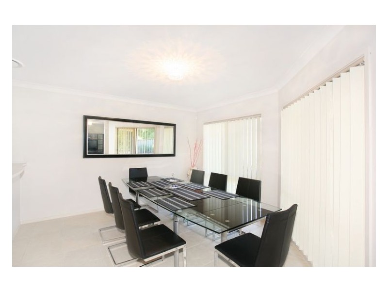 6 Cummings Avenue, Pemulwuy NSW 2145