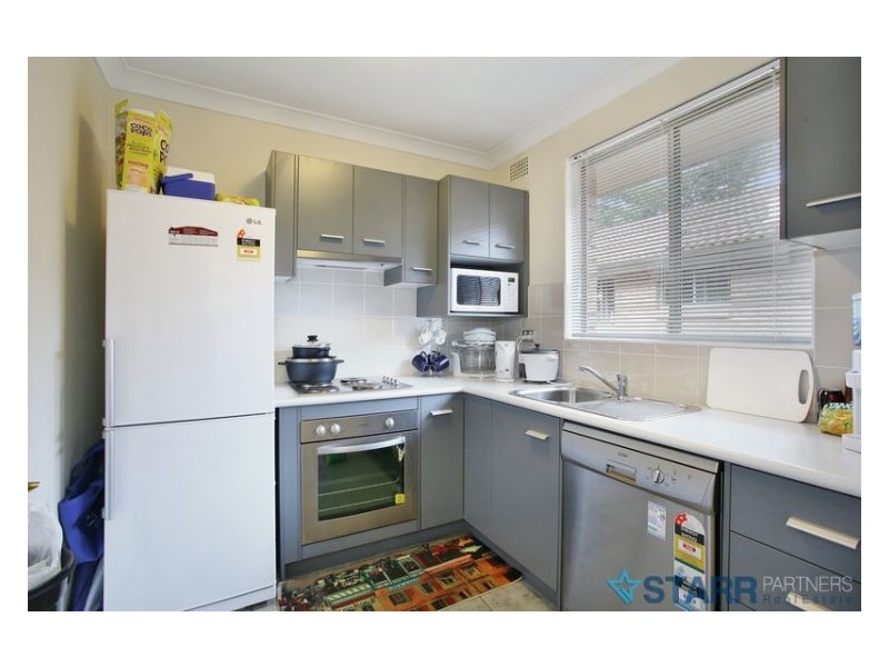 6/3-5 Kane Street, Guildford NSW 2161