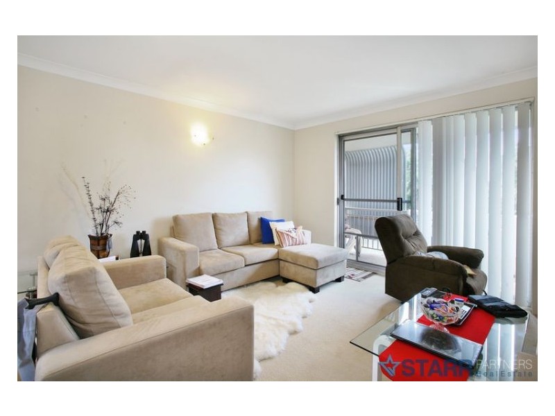 6/3-5 Kane Street, Guildford NSW 2161
