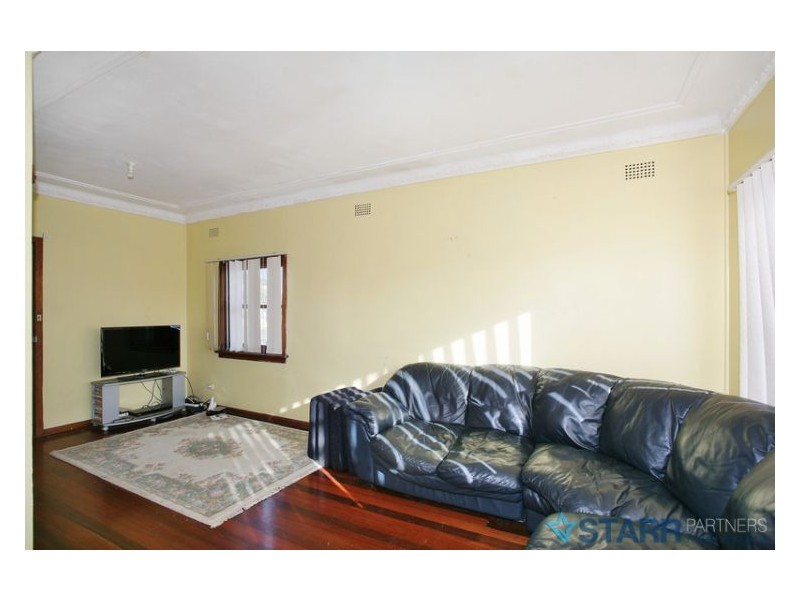 79 Warwick Road, Merrylands NSW 2160