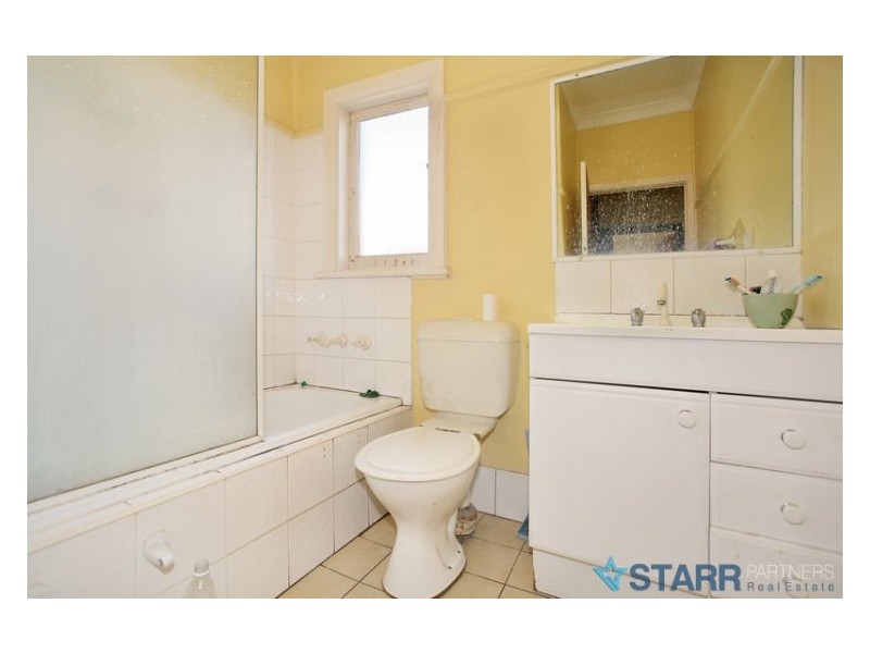 79 Warwick Road, Merrylands NSW 2160