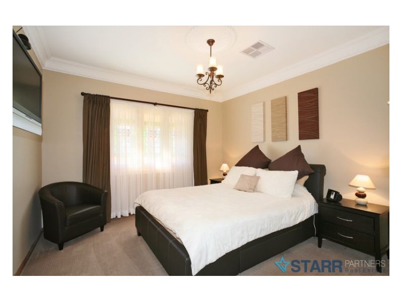 3 Johnstone Street, Guildford West NSW 2161