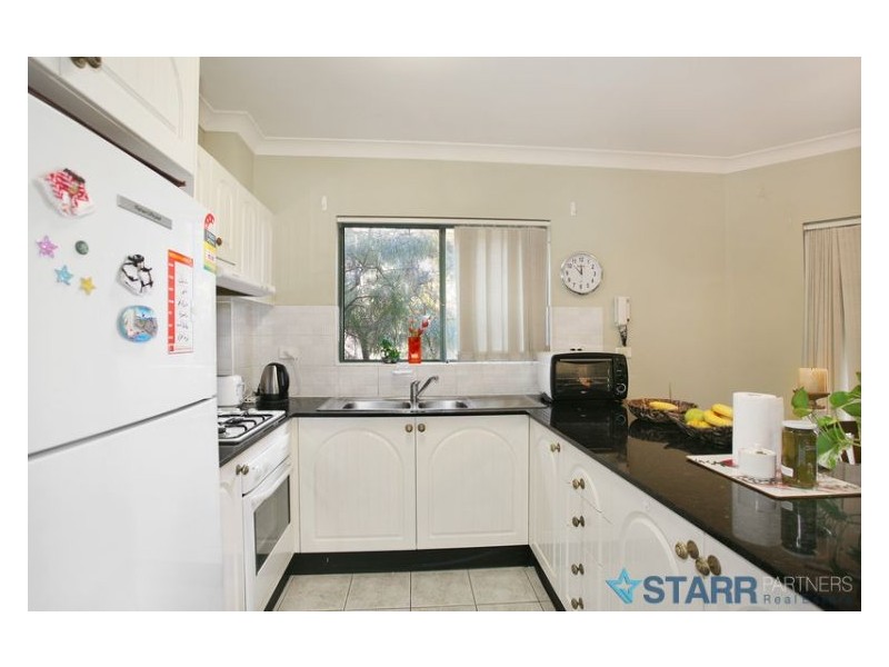17/10 Arthur Street, Merrylands NSW 2160