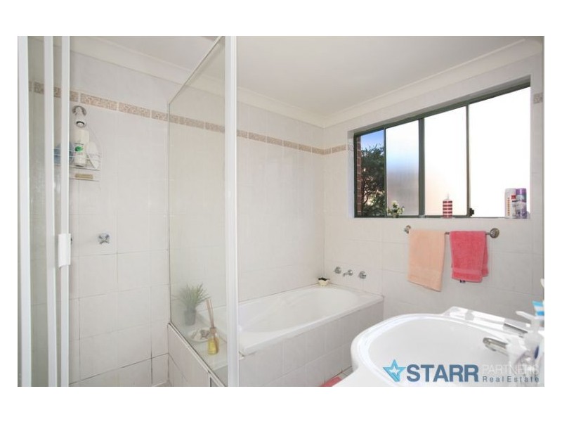 17/10 Arthur Street, Merrylands NSW 2160