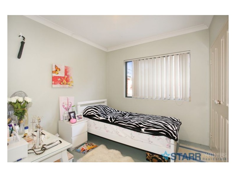17/10 Arthur Street, Merrylands NSW 2160