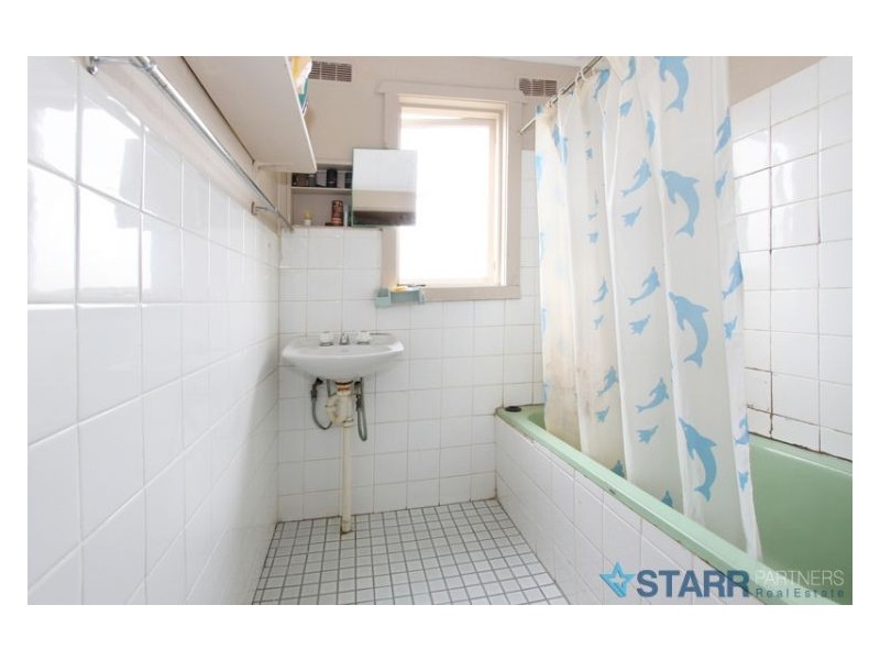 28 Fowler Road, Merrylands NSW 2160