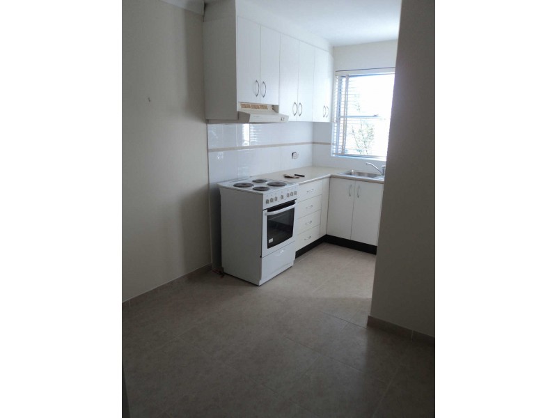 4/84  THE ESPLANADE, Guildford NSW 2161