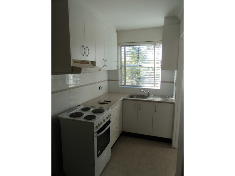 4/84  THE ESPLANADE, Guildford NSW 2161