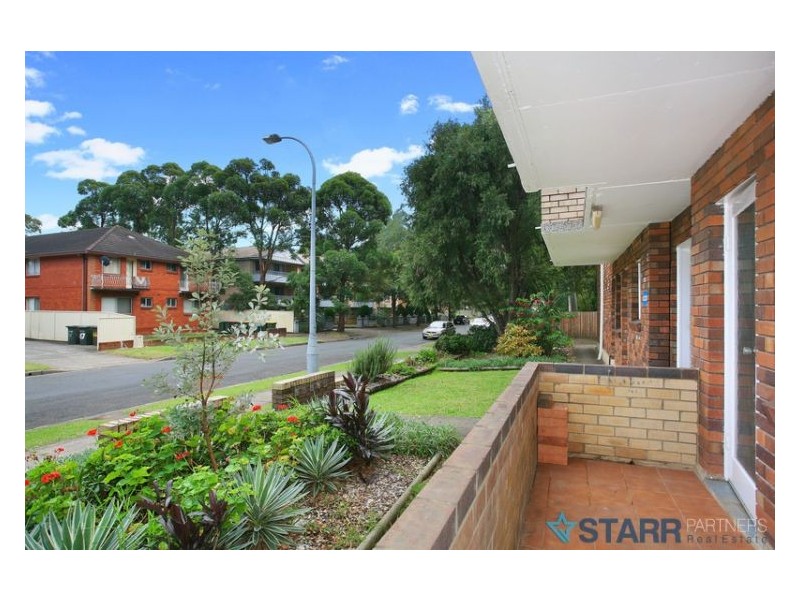 2/61 St Ann Street, Merrylands NSW 2160