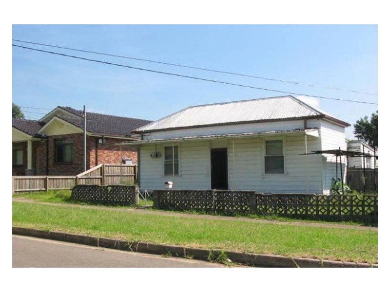 33 Constance Street, Guildford NSW 2161