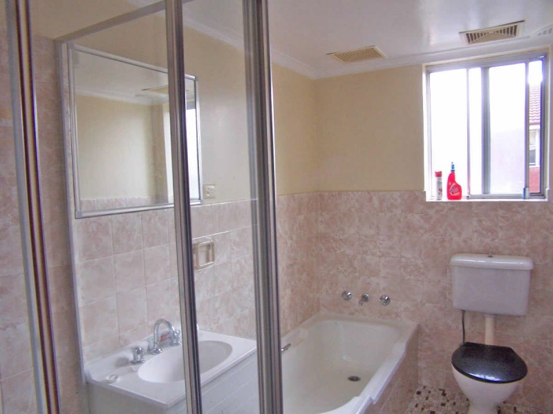 4/37  CALLIOPE STREET, Guildford NSW 2161