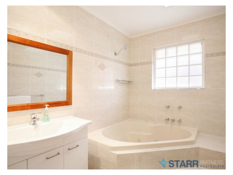 25 Benaud Street, Greystanes NSW 2145