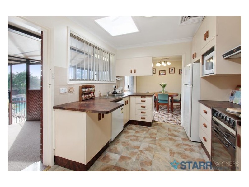 10 Lester Road, Greystanes NSW 2145