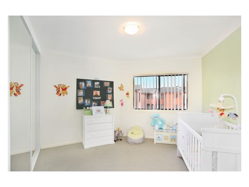 21/10 Wingello Street, Guildford NSW 2161