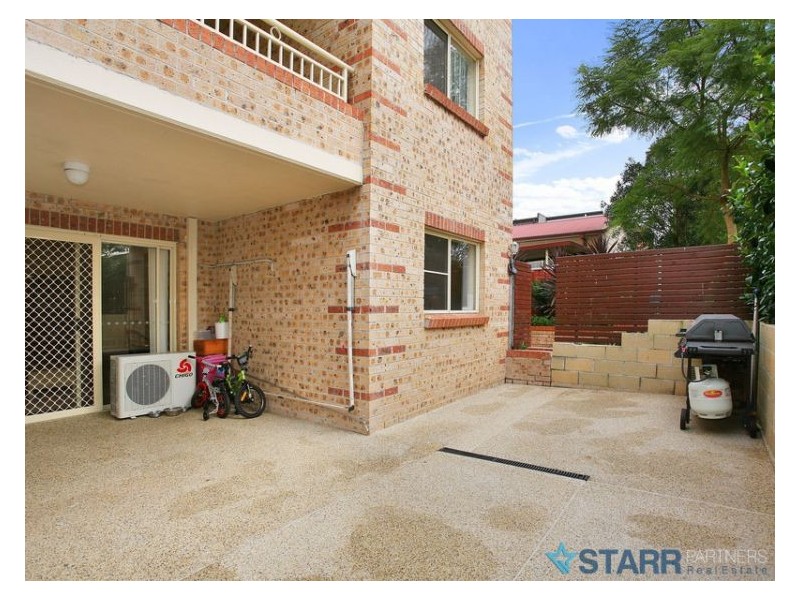 4/53 Kenyons Road, Merrylands NSW 2160