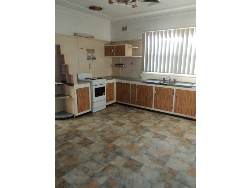 88 POLDING STREET, Smithfield NSW 2164