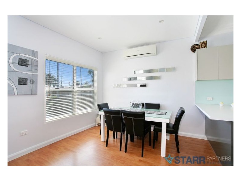 6 Bradman Street, Merrylands NSW 2160