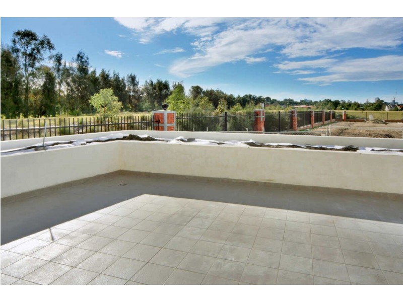 03/25  DRESSLER COURT, Holroyd NSW 2142