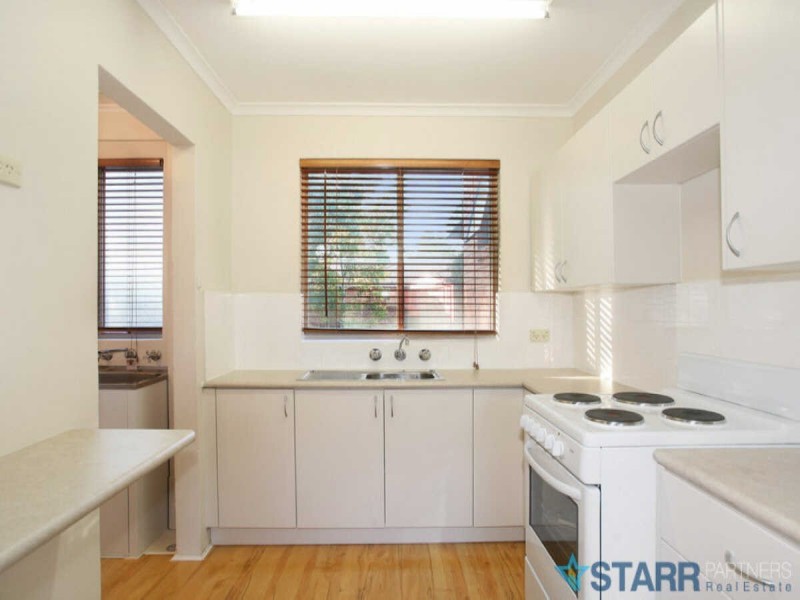 6/34  ADDLESTONE ROAD, Merrylands NSW 2160