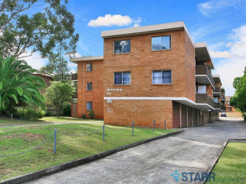 6/34  ADDLESTONE ROAD, Merrylands NSW 2160