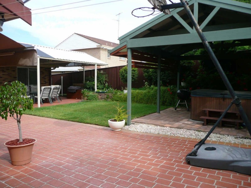 3  HENDLE CLOSE, Baulkham Hills NSW 2153