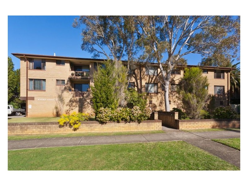 15/4 Arthur Street, Merrylands West NSW 2160