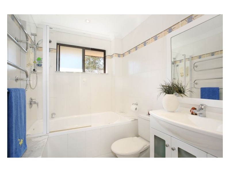 15/4 Arthur Street, Merrylands West NSW 2160