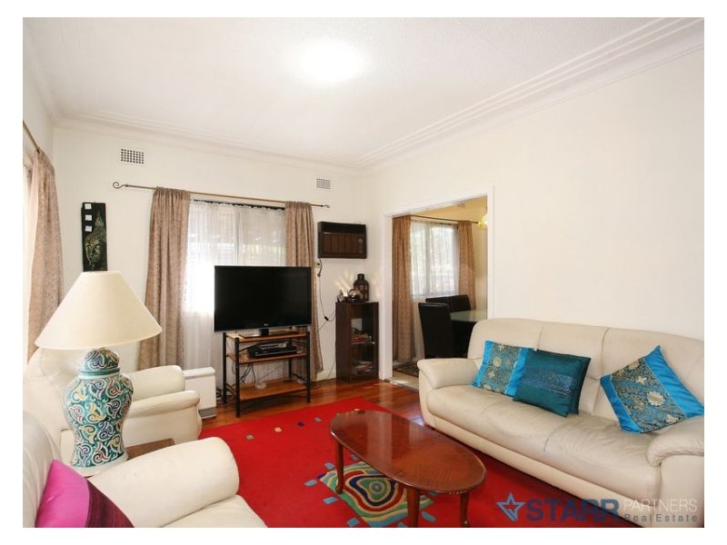 33 Leach Road, Guildford NSW 2161