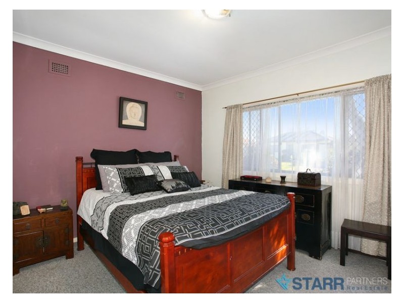 33 Leach Road, Guildford NSW 2161