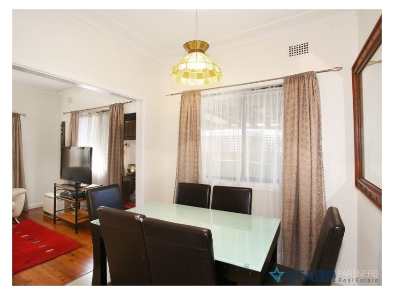 33 Leach Road, Guildford NSW 2161