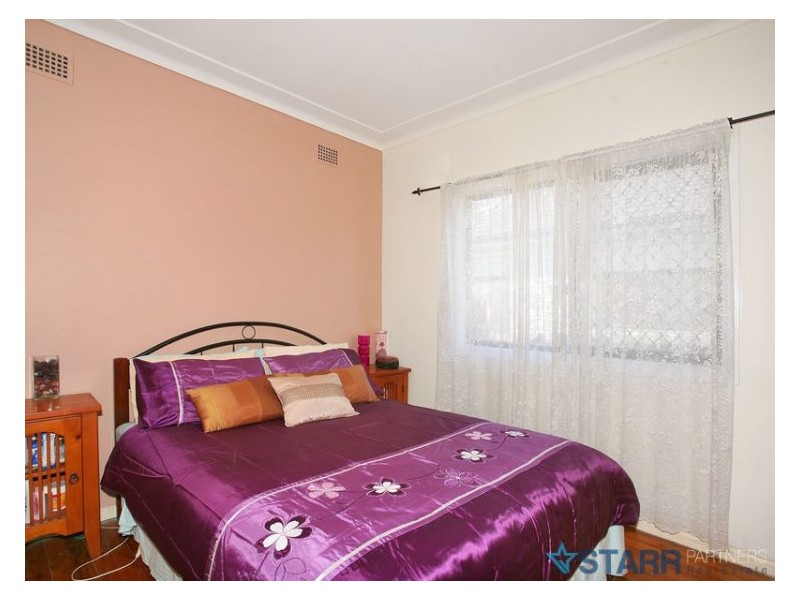 33 Leach Road, Guildford NSW 2161