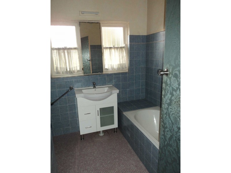 62 GRAND AVENUE, Westmead NSW 2145