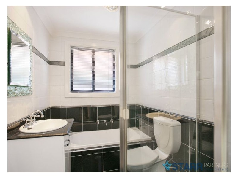 8 Hastings Crescent, Greystanes NSW 2145