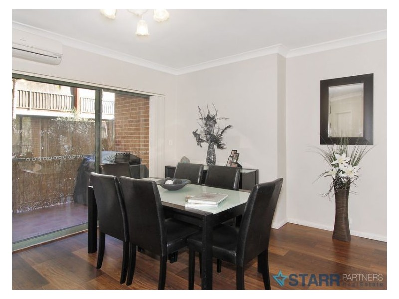 1/10 Arthur Street, Merrylands NSW 2160