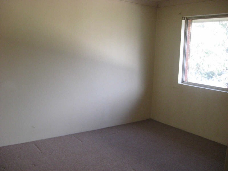 11/16  CALLIOPE STREET, Guildford NSW 2161