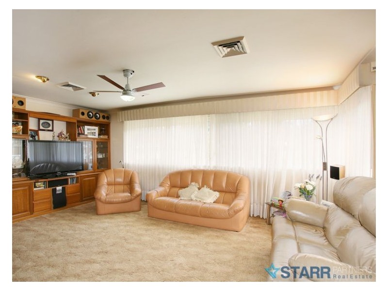 24 Hyacinth Street, Greystanes NSW 2145