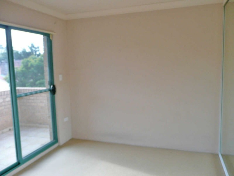 8/29  MEMORIAL AVENUE, Merrylands NSW 2160