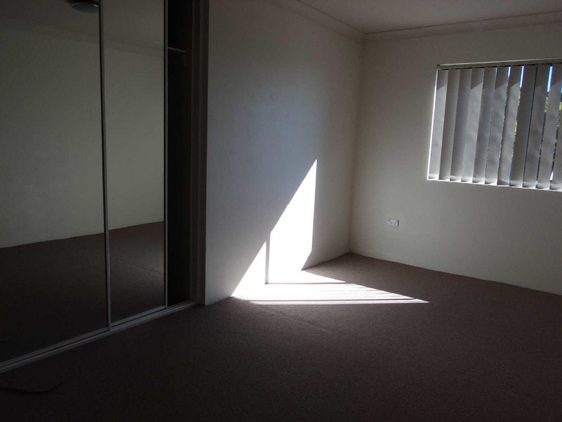 8/29  MEMORIAL AVENUE, Merrylands NSW 2160