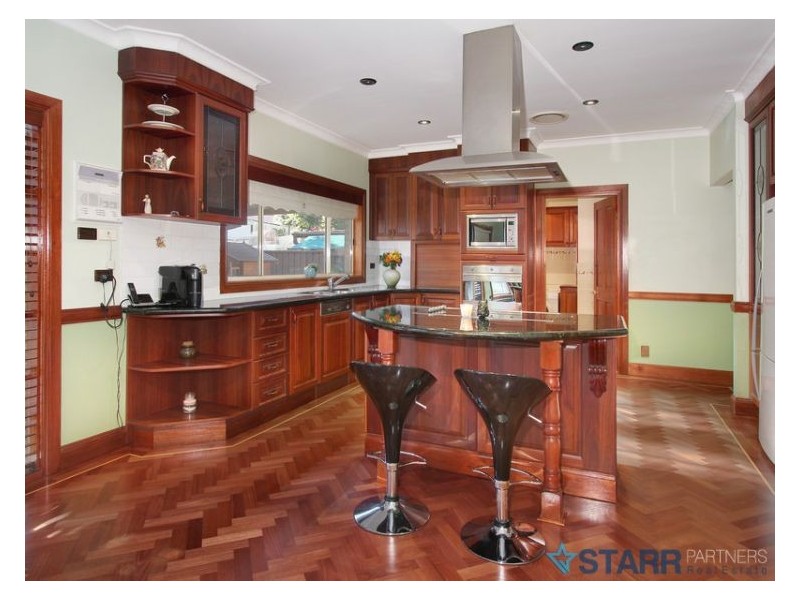 6 Lupin Place, Greystanes NSW 2145