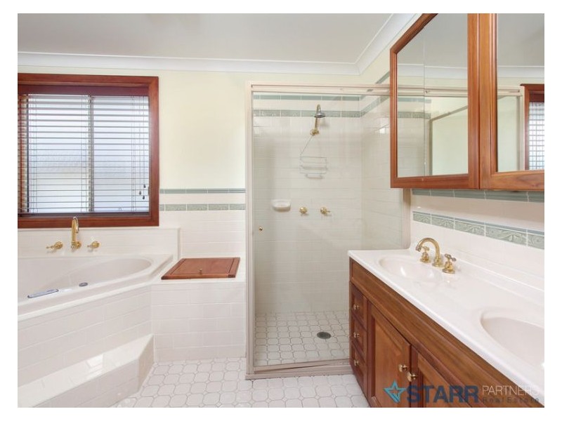 6 Lupin Place, Greystanes NSW 2145