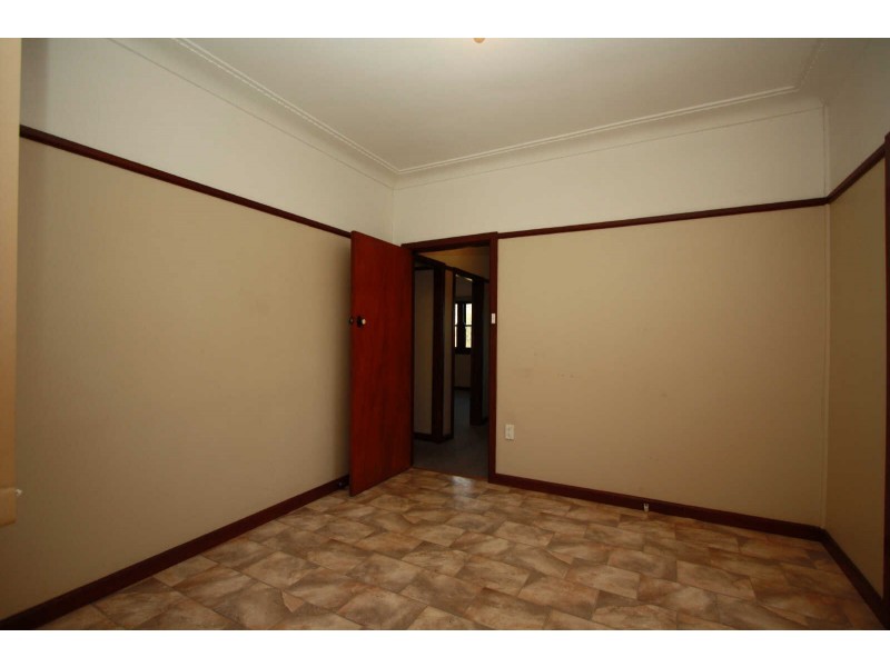 42  CHAMBERLAIN ROAD, Guildford NSW 2161